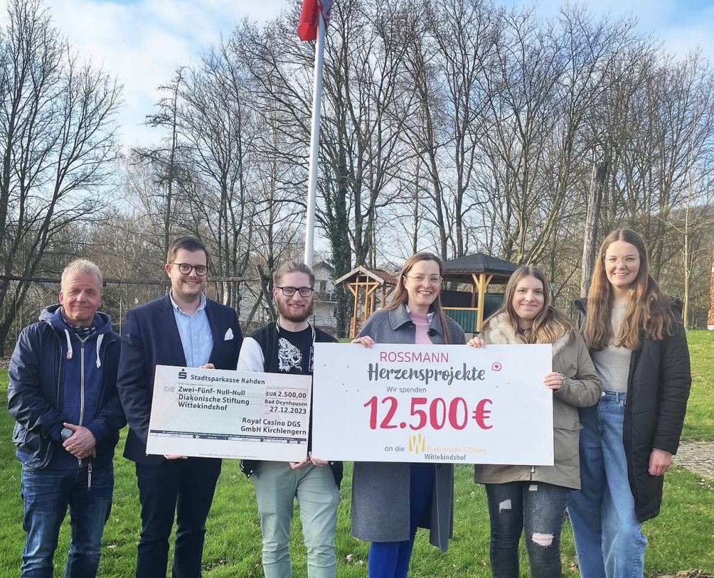 Royal übergibt 2.500 Euro an die Diakonische Stiftung Wittekindshof